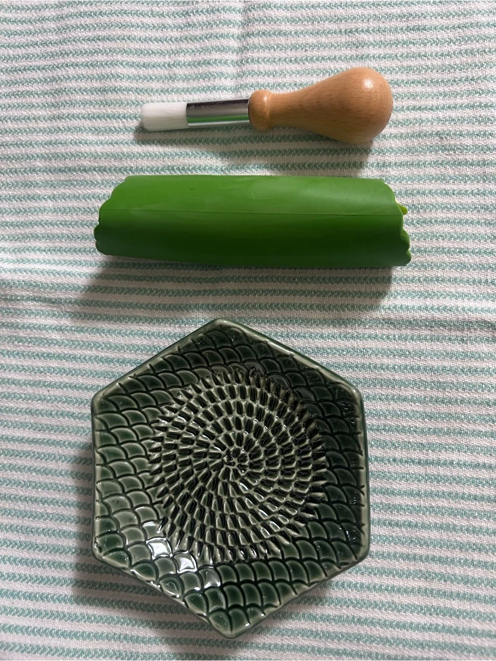 The Grate Plate 3-Piece Set NWT